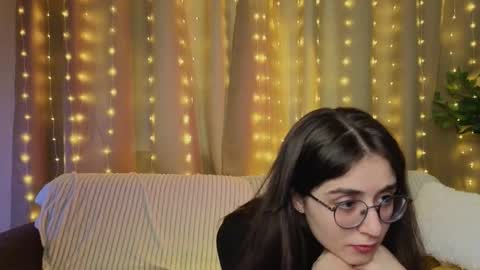 Luna online show from 10-06-25, 01:08