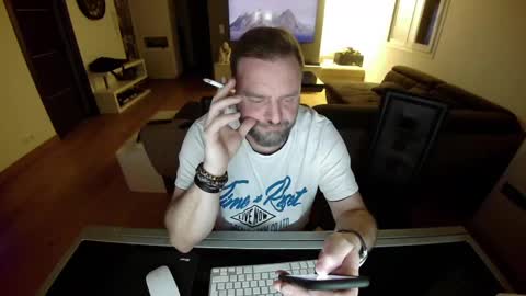 Snapshot of lemouth006 chatting on 12-31-24, 10:01 Ange online show from 12-31-24, 10:01