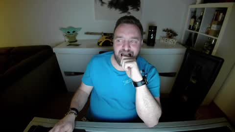 Snapshot of lemouth006 chatting on 02-11-25, 09:03 Ange online show from 02-11-25, 09:03