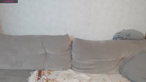 Snapshot of len_rain chatting on 12-18-24, 09:29 len online show from 12-18-24, 09:29