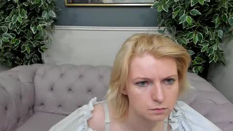 Lena online show from 12-11-24, 09:52