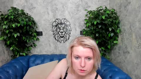 Lena online show from 12-19-24, 01:51