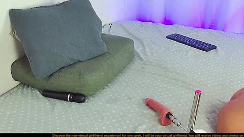 Lenaandwilliam online show from 01-01-25, 01:15