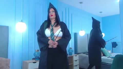 Snapshot of lenacorbet chatting on 10-31-25, 08:10 lenacorbet online show from 10-31-25, 08:10