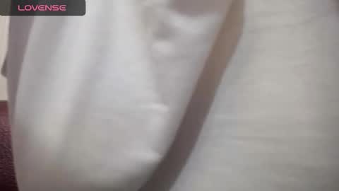 lenagolden online show from 11-10-25, 09:19