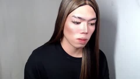 Snapshot of lenawet_0520 chatting on 09-10-25, 12:43 lena online show from 09-10-25, 12:43