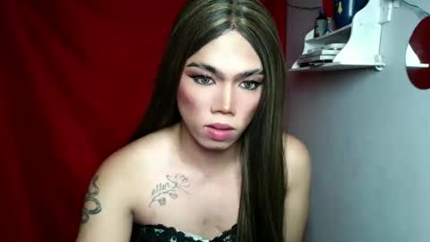 Snapshot of lenawet_0520 chatting on 10-23-25, 11:14 lena online show from 10-23-25, 11:14