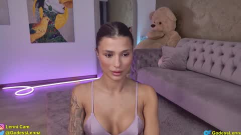 Lenna Goddess online show from 11-15-25, 05:38