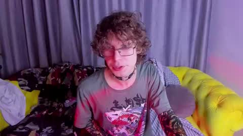 Snapshot of leo_bensyten chatting on 10-11-25, 03:10 Leo online show from 10-11-25, 03:10