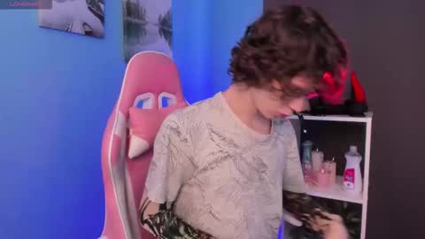 Snapshot of leo_bensyten chatting on 10-13-25, 01:11 Leo online show from 10-13-25, 01:11