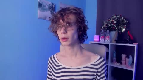 Snapshot of leo_bensyten chatting on 11-01-25, 08:55 Leo online show from 11-01-25, 08:55