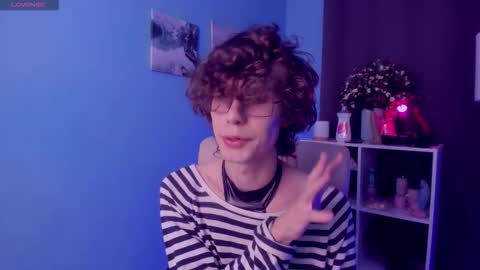 Snapshot of leo_bensyten chatting on 11-05-25, 01:55 Leo online show from 11-05-25, 01:55