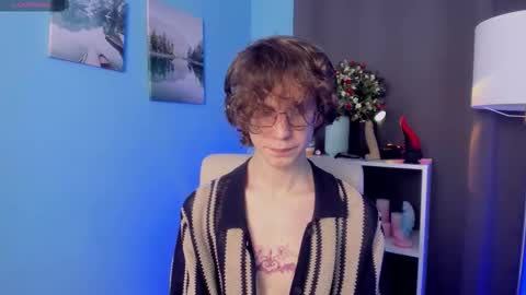 Snapshot of leo_bensyten chatting on 11-12-25, 12:00 Leo online show from 11-12-25, 12:00