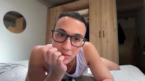 leo online show from 11-21-25, 05:50