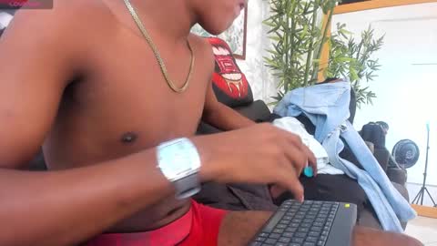leo_jhonson online show from 09-30-25, 05:18