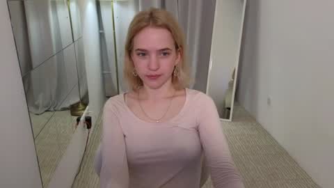  Ashly  online show from 12-12-24, 02:33