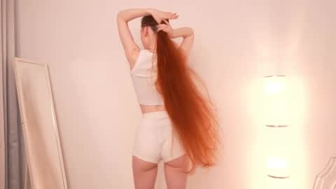  Ashly  online show from 10-12-25, 08:13