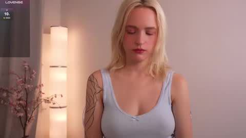  Ashly  online show from 11-18-25, 04:00