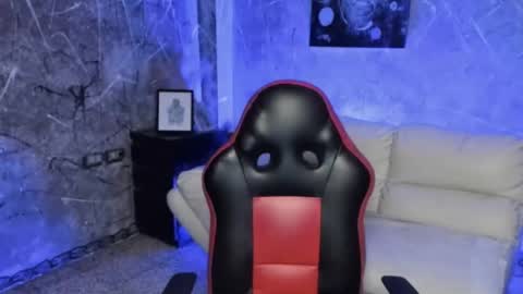 Leo independent model online show from 01-16-26, 02:37