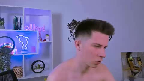 leo_valor online show from 02-18-26, 07:43