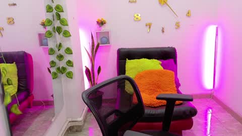 Leo online show from 01-15-25, 02:24