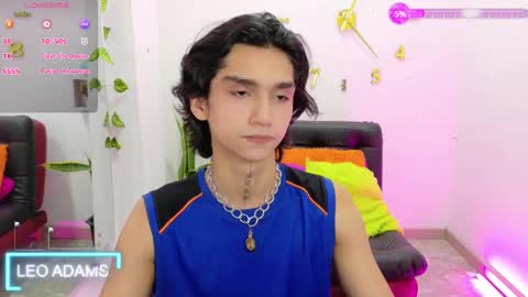 Leo online show from 02-12-25, 01:48