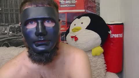 Snapshot of leoandluna chatting on 10-19-25, 08:09 LeoandLuna online show from 10-19-25, 08:09