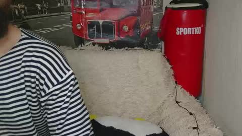 Snapshot of leoandluna chatting on 11-02-25, 04:26 LeoandLuna online show from 11-02-25, 04:26