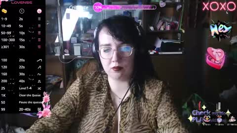 Leona Harrison online show from 03-09-25, 07:26