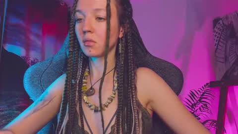 leona online show from 01-22-25, 05:59