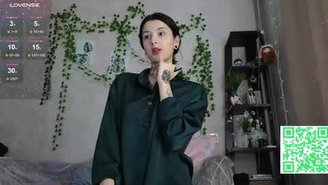 Donna online show from 02-12-26, 02:39