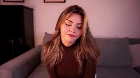 Mia online show from 12-03-25, 06:32