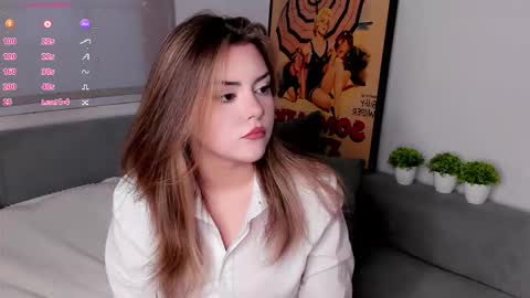 Mia online show from 12-21-25, 08:21