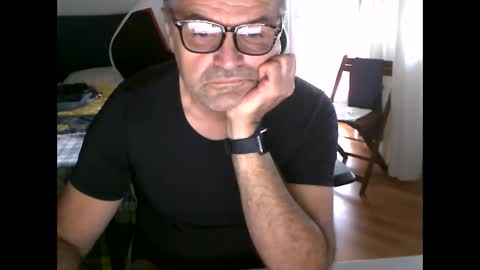 leonida62 online show from 10-30-25, 08:38