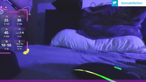 Snapshot of leonsatisfaction chatting on 11-23-25, 06:41 Leon Robertson online show from 11-23-25, 06:41