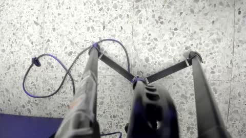 Leo  online show from 11-27-25, 04:03