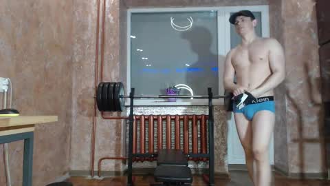 leoroman online show from 02-23-25, 03:08