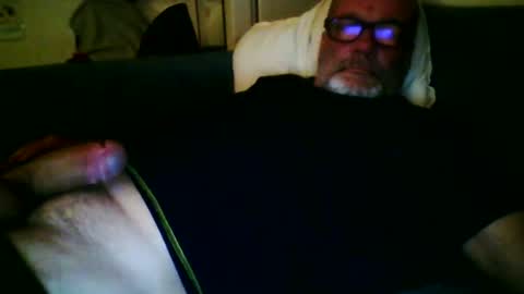 Snapshot of leporonga chatting on 10-30-25, 03:30 leporonga online show from 10-30-25, 03:30