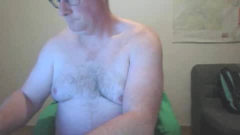 homquisgode online show from 12-04-25, 01:09