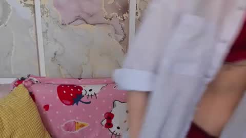 Snapshot of lesilos chatting on 02-26-26, 01:37 Eveline online show from 02-26-26, 01:37