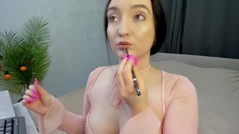 Lesley online show from 11-02-25, 08:06