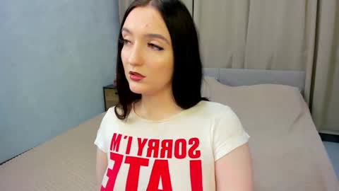 Lesley online show from 11-19-25, 04:23