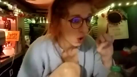 LesleyGumGrass- The Boring Trans girl online show from 12-05-25, 12:14