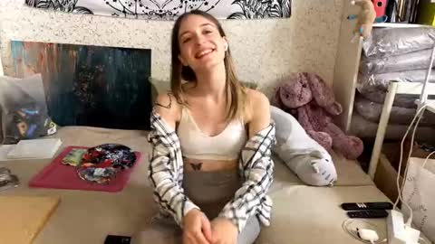 Snapshot of lesleytargett chatting on 10-31-25, 08:04 Sia online show from 10-31-25, 08:04