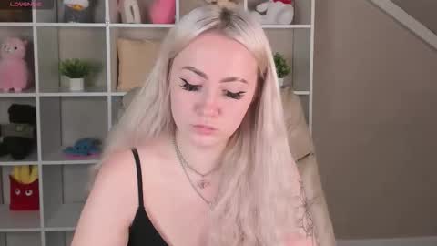 Joyce online show from 10-25-25, 02:41