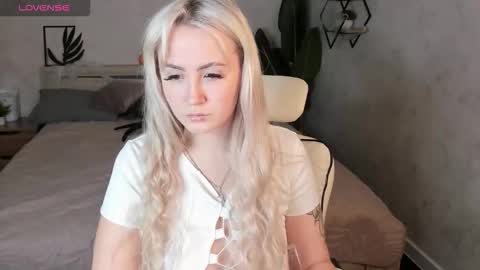 Joyce online show from 10-31-25, 05:52