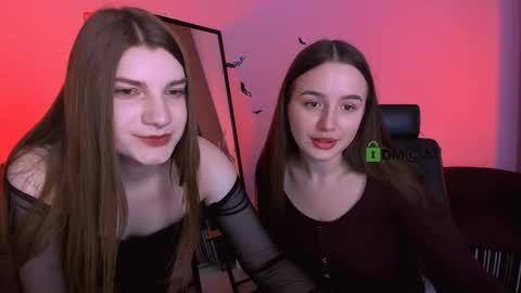 leslie_bird online show from 11-06-25, 09:43