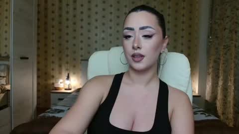 leslie_secret online show from 12-11-24, 07:36
