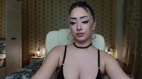 leslie_secret online show from 02-08-25, 10:51