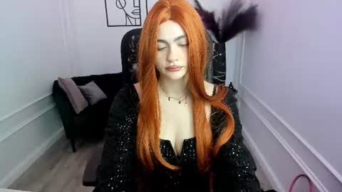 lesliemineg online show from 10-09-25, 08:29